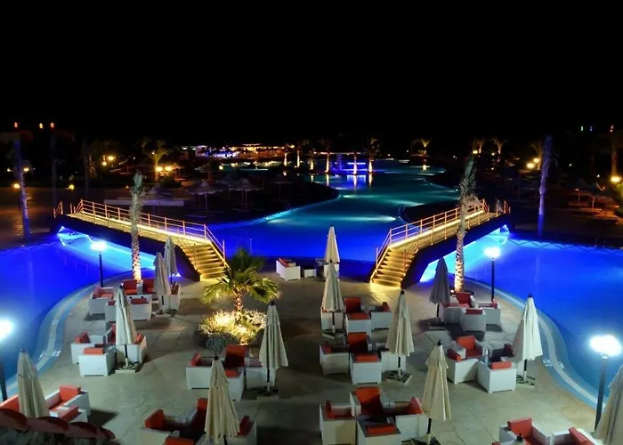 Курортный комплекс Fantazia 4*